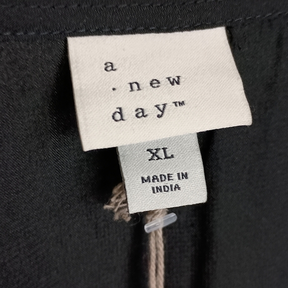 NWT A New Day Long Sleeve Ruched Front Bodycon Dress in Green Ombre Floral - Picture 7 of 9